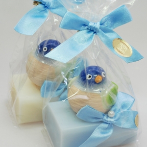 Sheep milk soap 100g, decorated with a bird in a cellophane, Classic/'forget-me-not' 