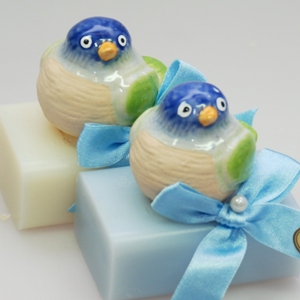Sheep milk soap 100g, decorated with a bird, Classic/'forget-me-not' 