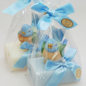 Sheep milk soap 100g, decorated with a bird in a cellophane, Classic/'forget-me-not' 