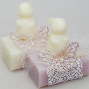 Schafmilchseife eckig 100g, dekoriert mit Hase, Classic/Flieder 