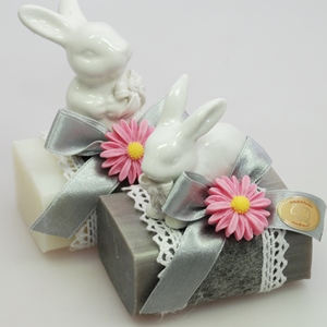 Schafmilchseife eckig 100g, dekoriert mit Hase, Classic/Edelweiß 