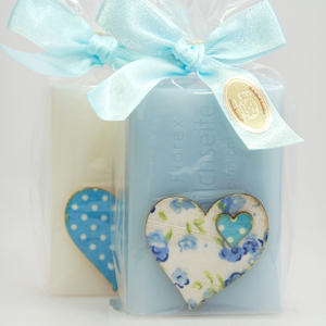 Sheep milk soap 100g, decorated with a heart packed in a cellophane bag, Classic/Forget me not 