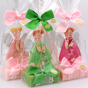 Sheep milk soap 150g, decorated with a wooden angel in a cellophane, sorted 
