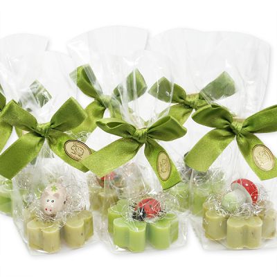Schafmilchseife Kleeblatt midi 25g dekoriert mit Glücksbringern in Cello, Birne/Eisenkraut 