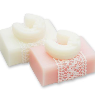 Schafmilchseife eckig 100g dekoriert mit Hufeisen 15g, Classic/Pfingstrose 