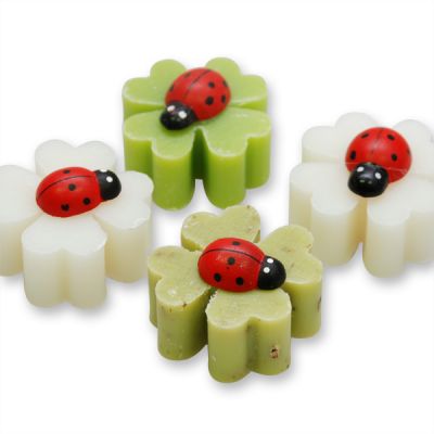 Schafmilchseife Kleeblatt mini 14g dekoriert mit Marienkäfer, Classic/Eisenkraut/Birne 