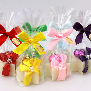 Sheep milk soap star 40g decorated with a heart in a cellophane, Classic 