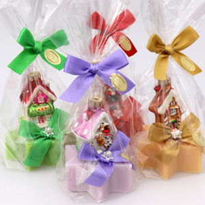Sheep milk soap star 80g, decorated with a house in a cellophane, sorted 