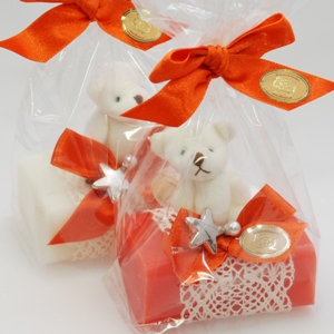 Schafmilchseife eckig 100g dekoriert mit Teddy in Cello, Classic/Blutorange 