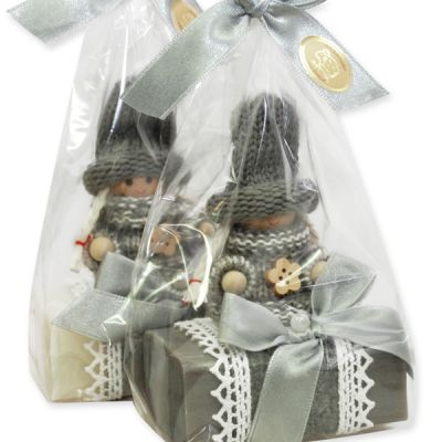Sheep milk soap 100g, decorated with gnome in a cellophane, Classic/chrstimas rose 