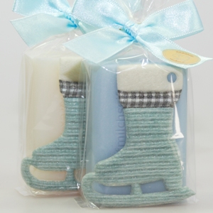 Schafmilchseife eckig 100g, dekoriert mit Schlittschuh in Cello, Classic/Eisblume 