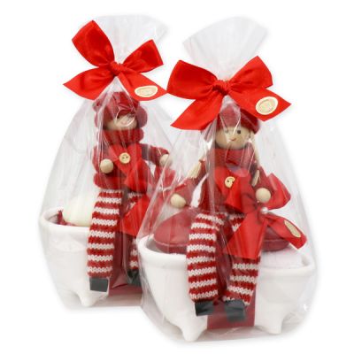 Badewanne gefüllt mit Schafmilchseife Handsome 150g, dekoriert mit Waschlappen und Wichtel in Cello, Classic/Granatapfel 