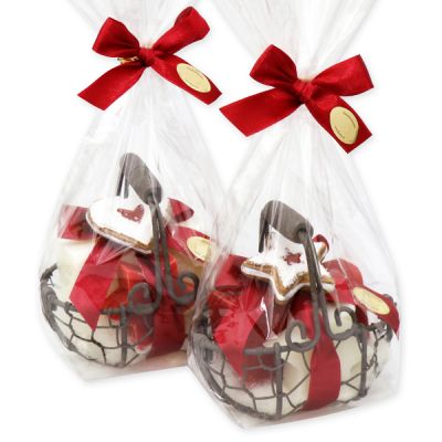 Drahtkorb gefüllt mit Schafmilchseife eckig 100g und Stern midi 20g, dekoriert mit Deko Lebkuchen in Cello, Classic/Granatapfel 