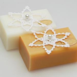 Sheep milk soap 100g, decorated with a crocheted star, Classic/quince 